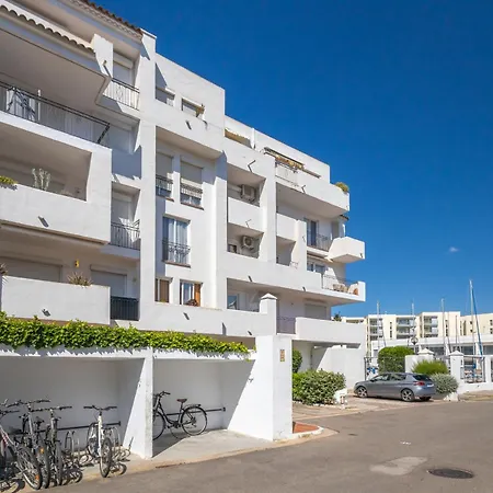 V029 - Royal Marina Appartement